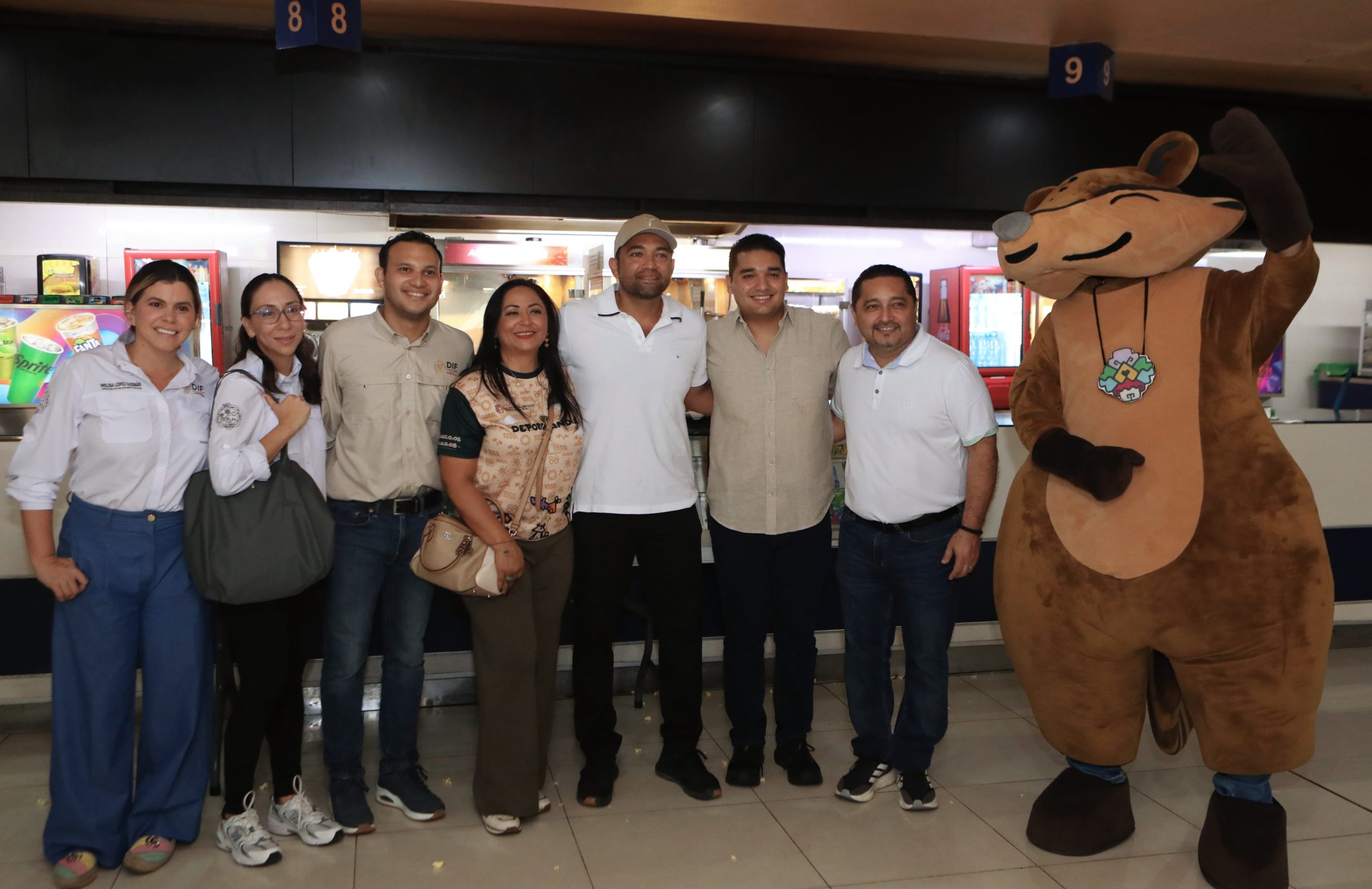 Clausuran con éxito cursos “Verano Sin Tanto Choro” y “Baaxlo’op Paalalo’op” en Playa del Carmen