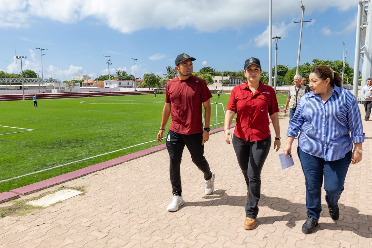 Un antes y un después para el deporte playense; la Unidad Deportiva Playa del Carmen estrena pasto sintético