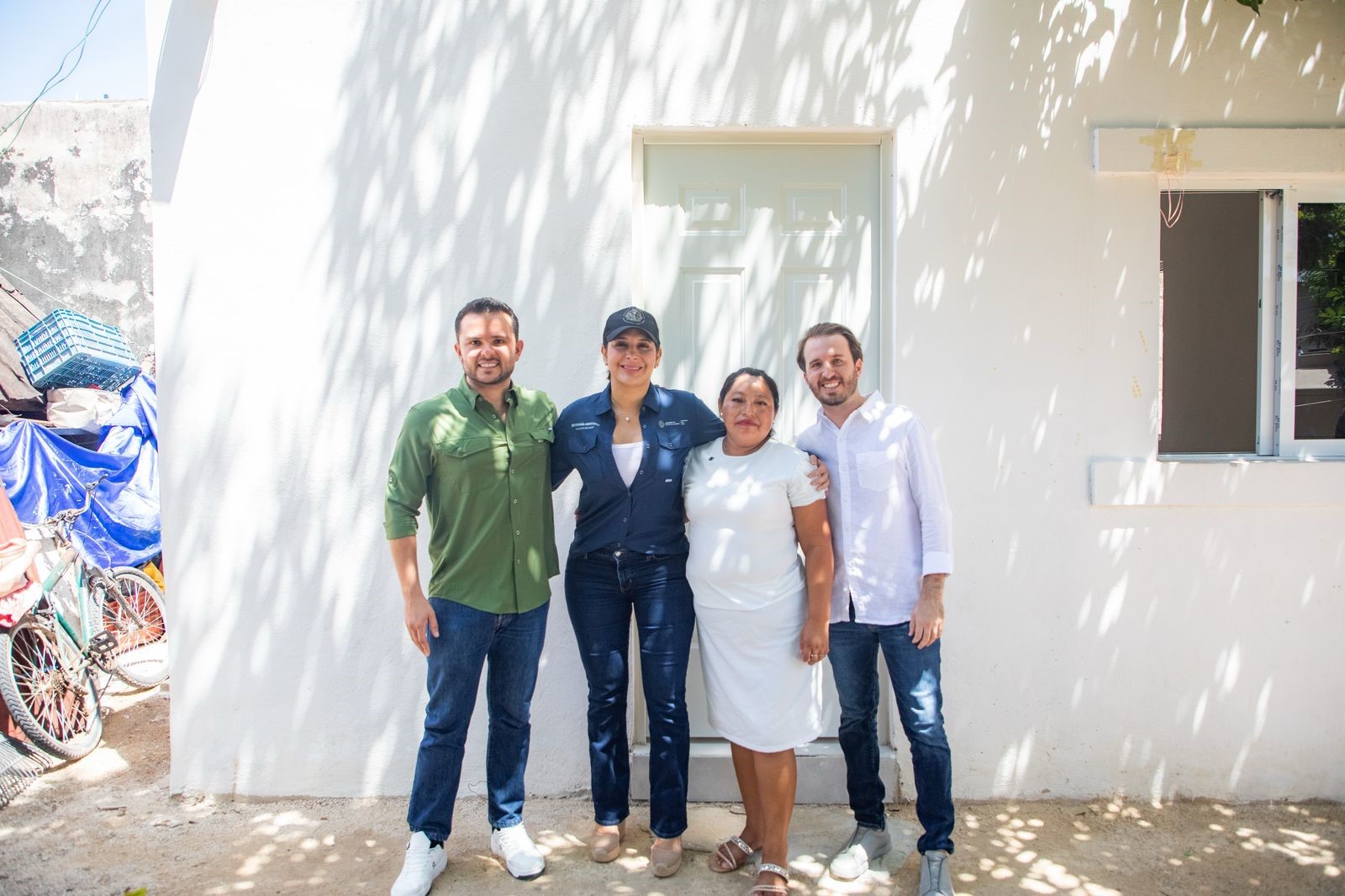 Supervisan Estefanía Mercado y Pablo Bustamante acciones de mejoramiento de vivienda en Playa del Carmen