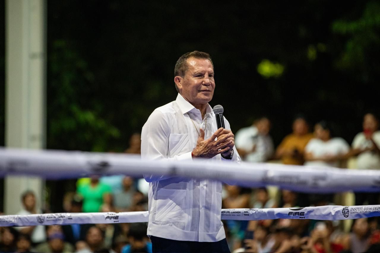 Gobierno de Estefanía Mercado inspira a la niñez y juventud playense con el conversatorio “El Sueño de un Campeón”, encabezado por Julio César Chávez