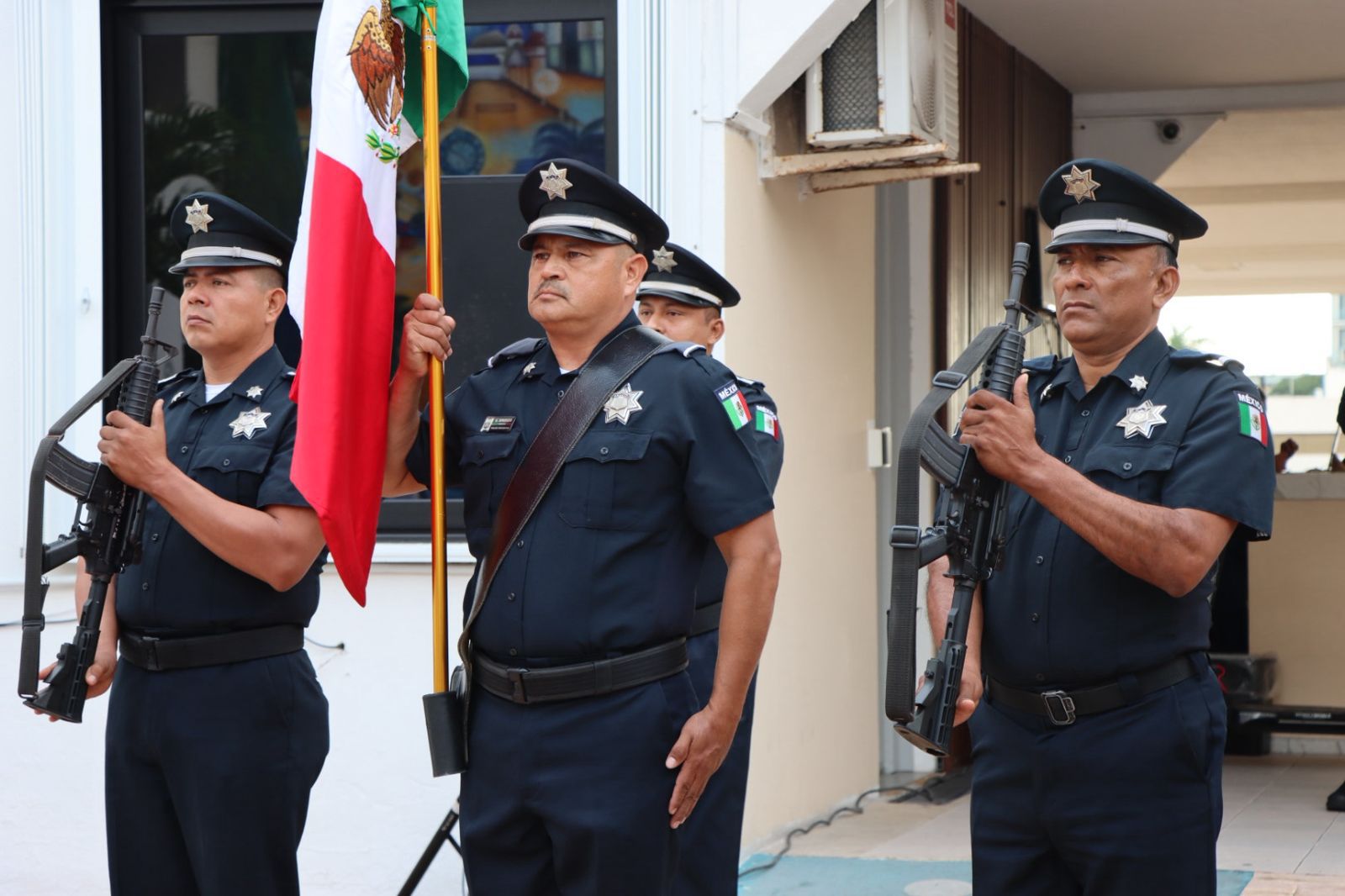 Gobierno de Playa del Carmen conmemora 51 aniversario de la Constitución de Quintana Roo