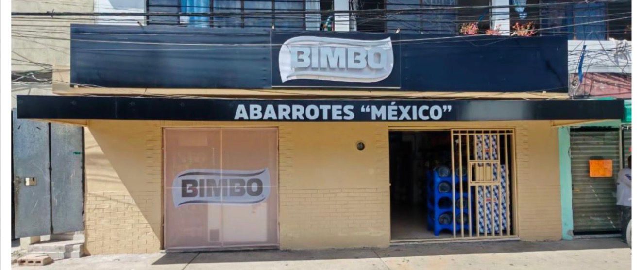 Estefanía Mercado suma a empresarios a la construcción de la identidad de Playa del Carmen con el color Arena Playa