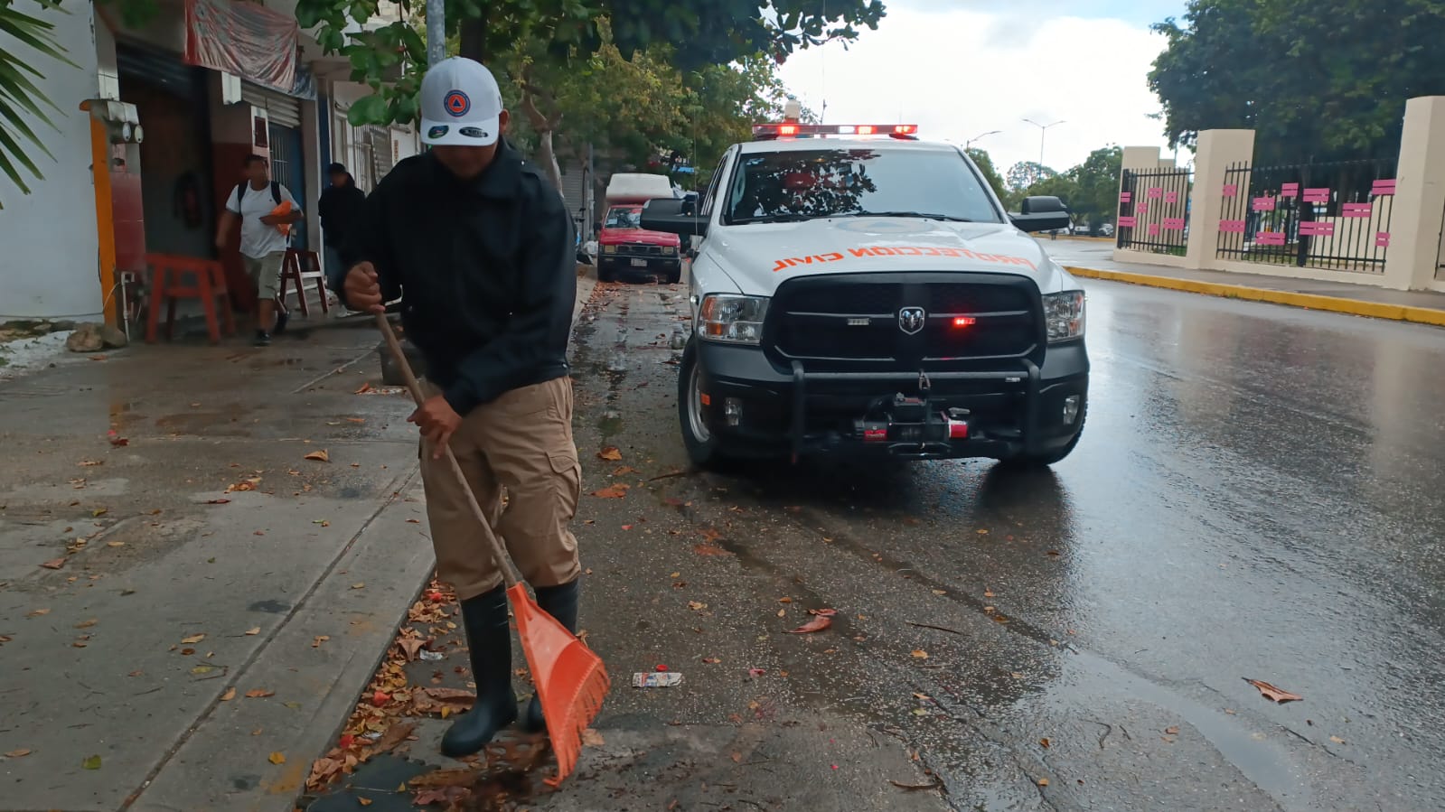 Gobierno de Estefanía Mercado mantiene operativo ante lluvias y bajas temperaturas