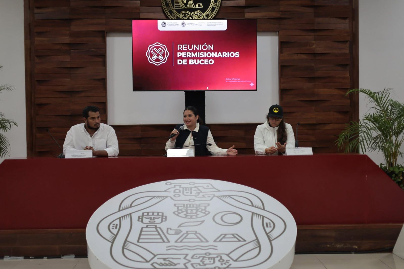 Promueve gobierno de Estefanía Mercado inclusión económica del sector de buceo en la transformación de Playa del Carmen