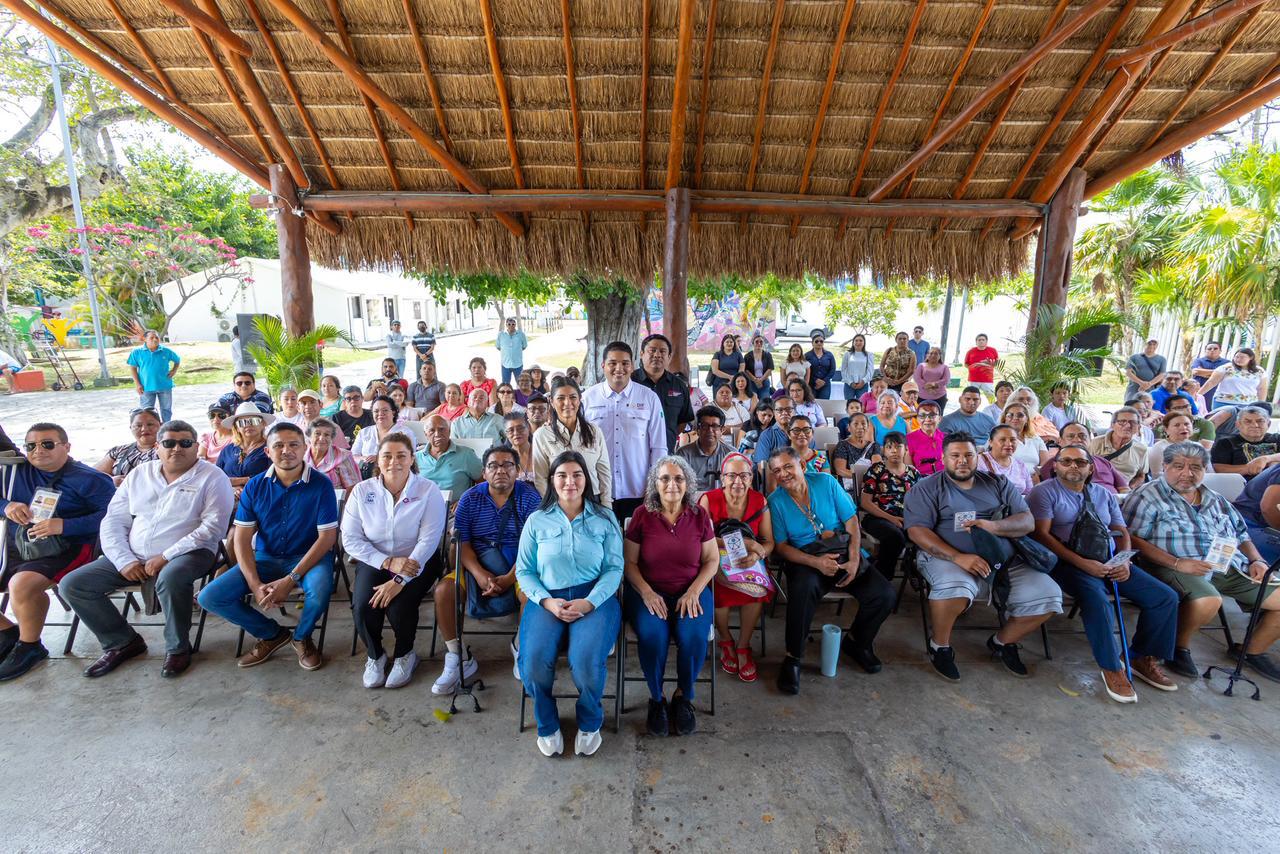 Gobierno de Estefanía Mercado fortalece la inclusión: entregan tarjetones vehiculares a personas con discapacidad en Playa del Carmen