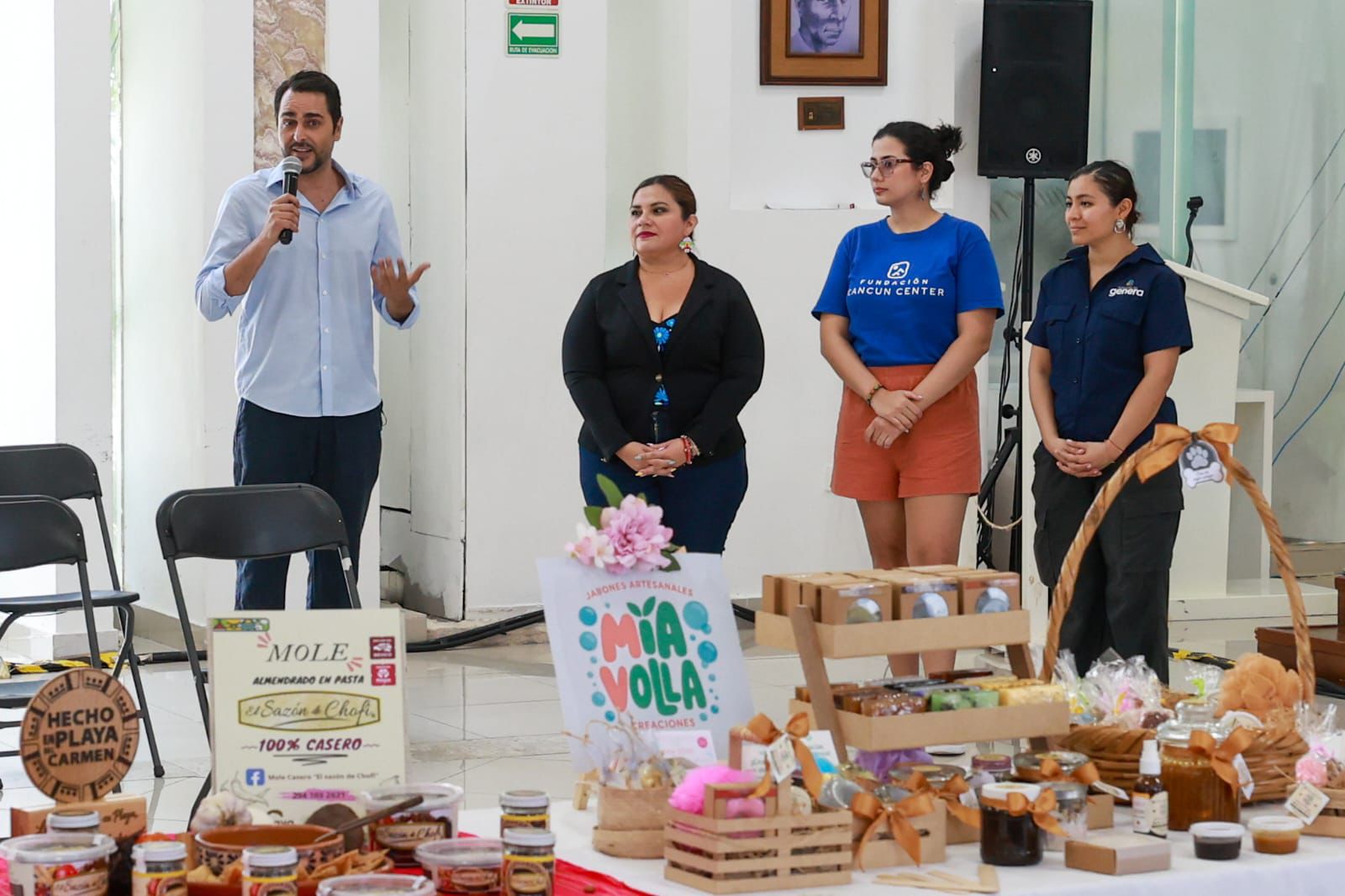 Por medio de la marca “Hecho en Playa”, gobierno de Estefanía Mercado impulsa a artesanos locales