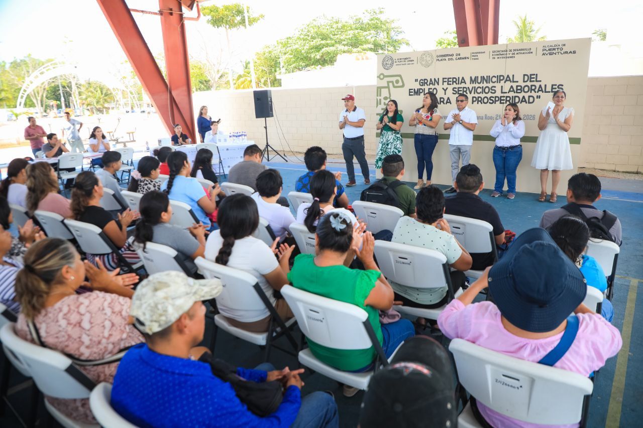 Gobierno de Estefanía Mercado acerca más de 300 vacantes a Puerto Aventuras con la Feria Municipal del Empleo